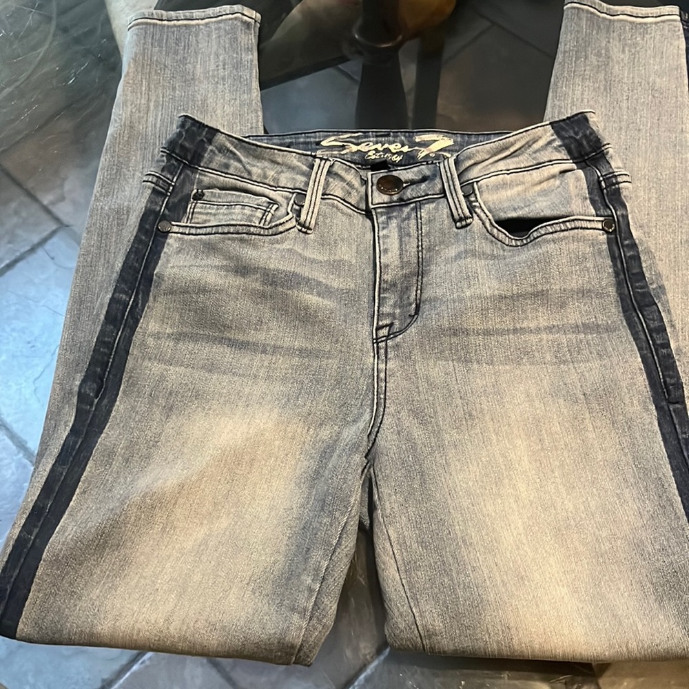 Seven jeans